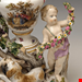 مجسمه دست ساز دکوری چینی آنتیک قدیمی Meissener Urnenvase mit zwei Putten von Kaendler  Modell 1009 hergestellt um 1830 1840